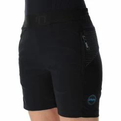 UYN Crossover Stretch Shorts Women black/black 10 UYN Crossover Stretch Shorts Women black/black -Hiking Shorts Sales uyn crossover stretch shorts women black black 5