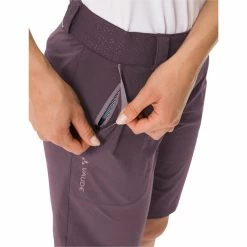 VAUDE Farley Stretch II Shorts Women blackberry -Hiking Shorts Sales vaude farley stretch ii shorts women blackberry 6